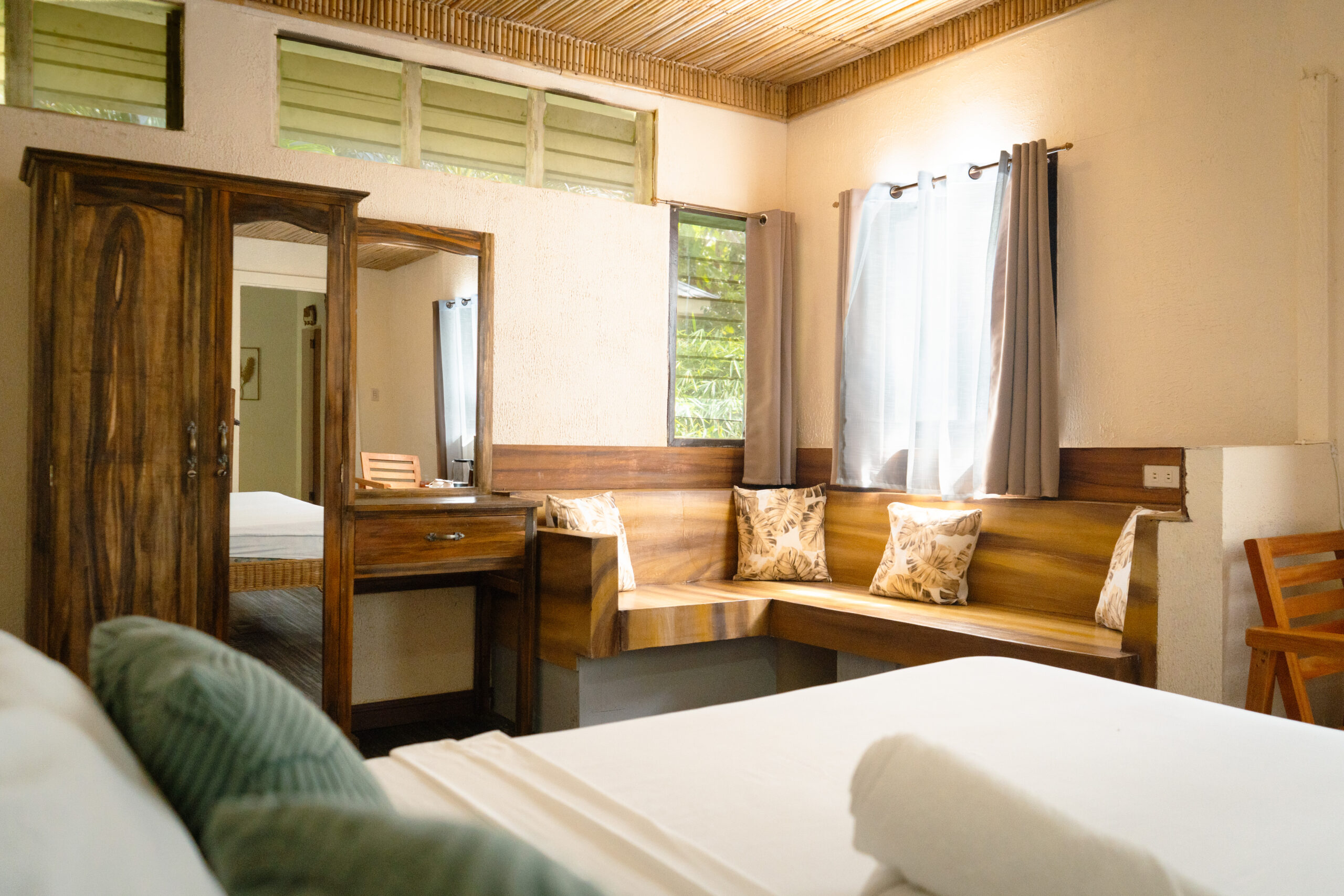 Tadhana, King bed